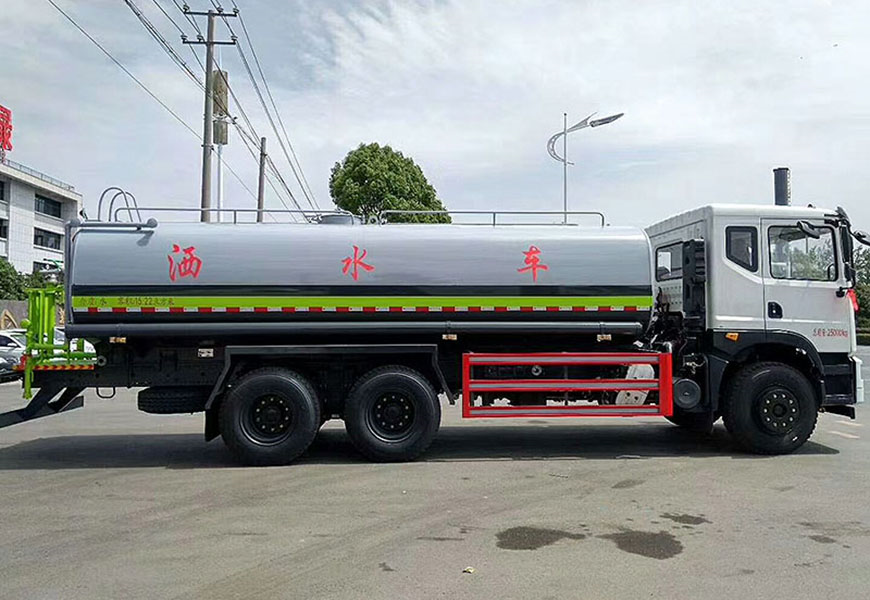 隨州江蘇灑水車——最佳防污治塵利器
