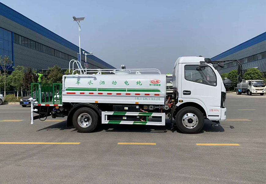 大運(yùn)工程灑水車：為城市環(huán)境保護(hù)而生
