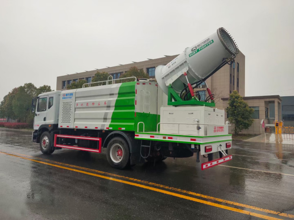 隨州汽油國六灑水車祥農(nóng)廠家——程力專用汽車
