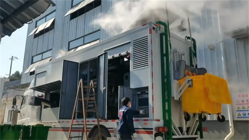 移動(dòng)式醫(yī)療廢物微波消毒消毒車——呵護(hù)生命健康的堅(jiān)實(shí)后盾
