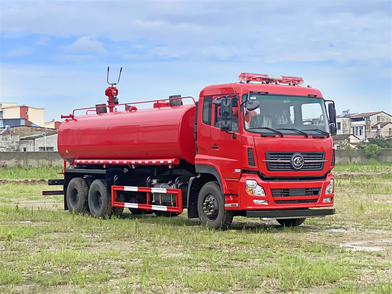 原陽(yáng)農(nóng)村消防車(chē)生產(chǎn)
