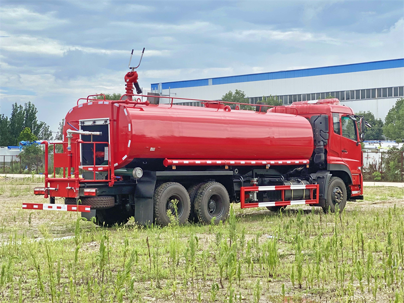 關于消防車抄報
